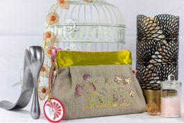 pochette lin brodee fleur
