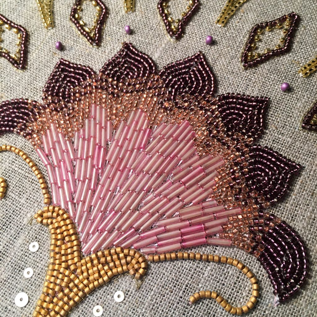 Broderie perlée fleur