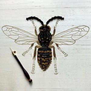 Broderie au crochet de Lunéville abeille