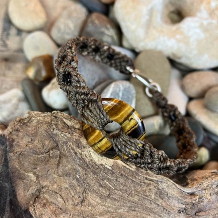 bracelet micro-macramé pierre œil de tigre